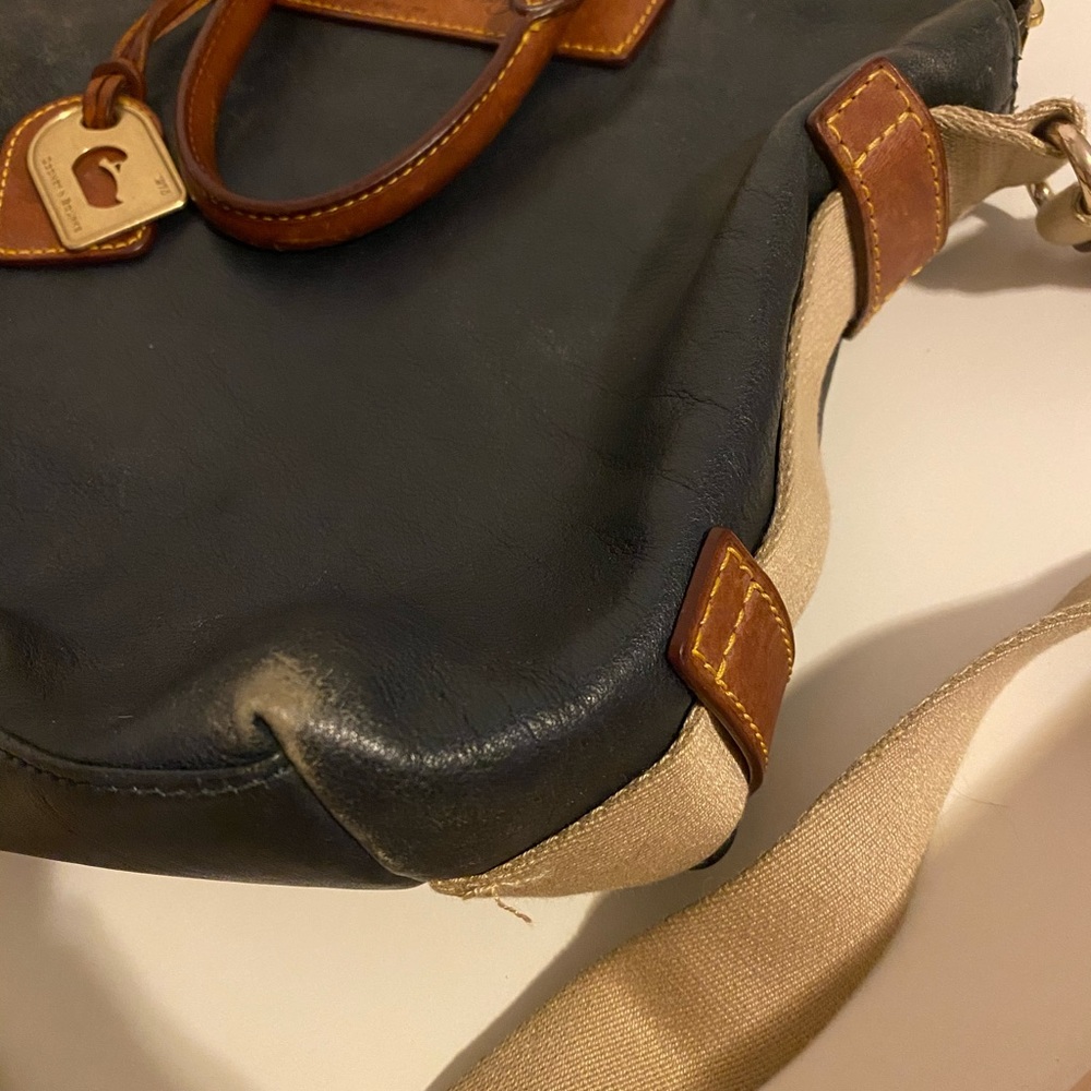 Navy Leather Dooney & Bourke Crossbody Bag - Picture 7 of 7